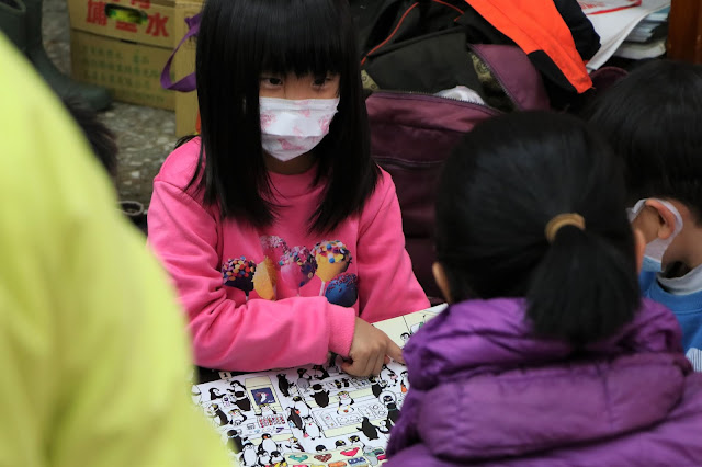 帶孩子讀繪本 合鳳里親子共學