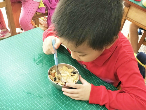 惜食助人 臺灣全民食物銀行協會