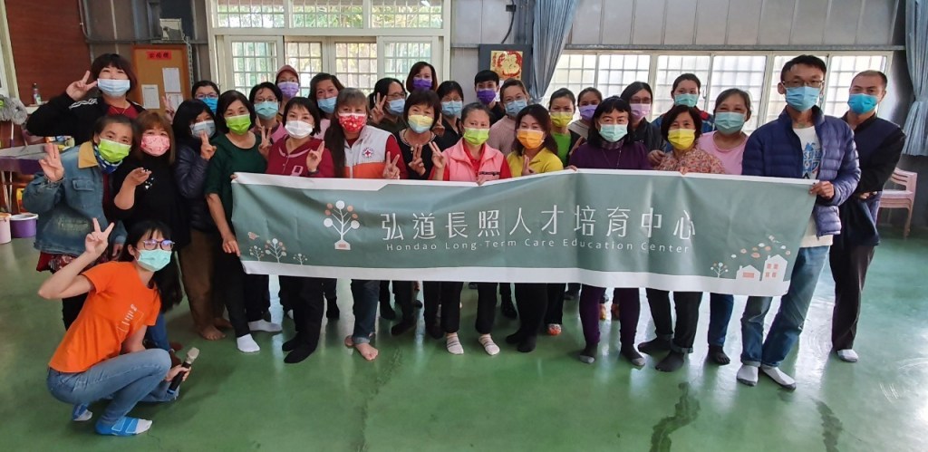 社工不足，流失的角落英雄