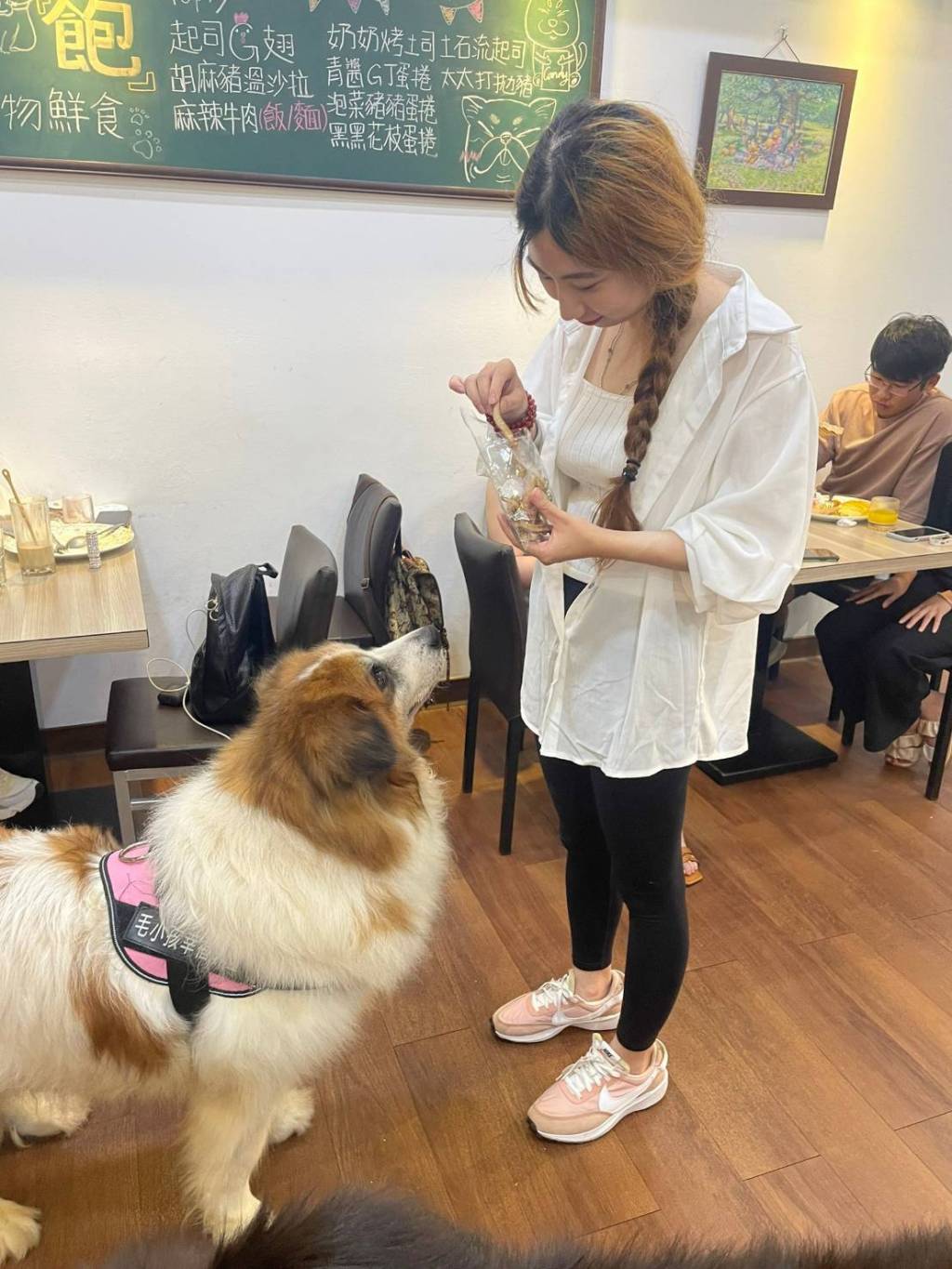 寵物公益饗宴 早餐變愛心