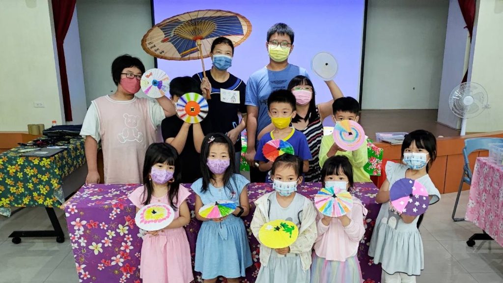 「哈客」說故事 聽客語玩手作