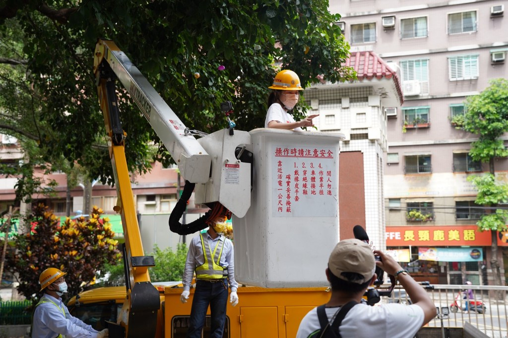 台電進校園 光華學生職人體驗