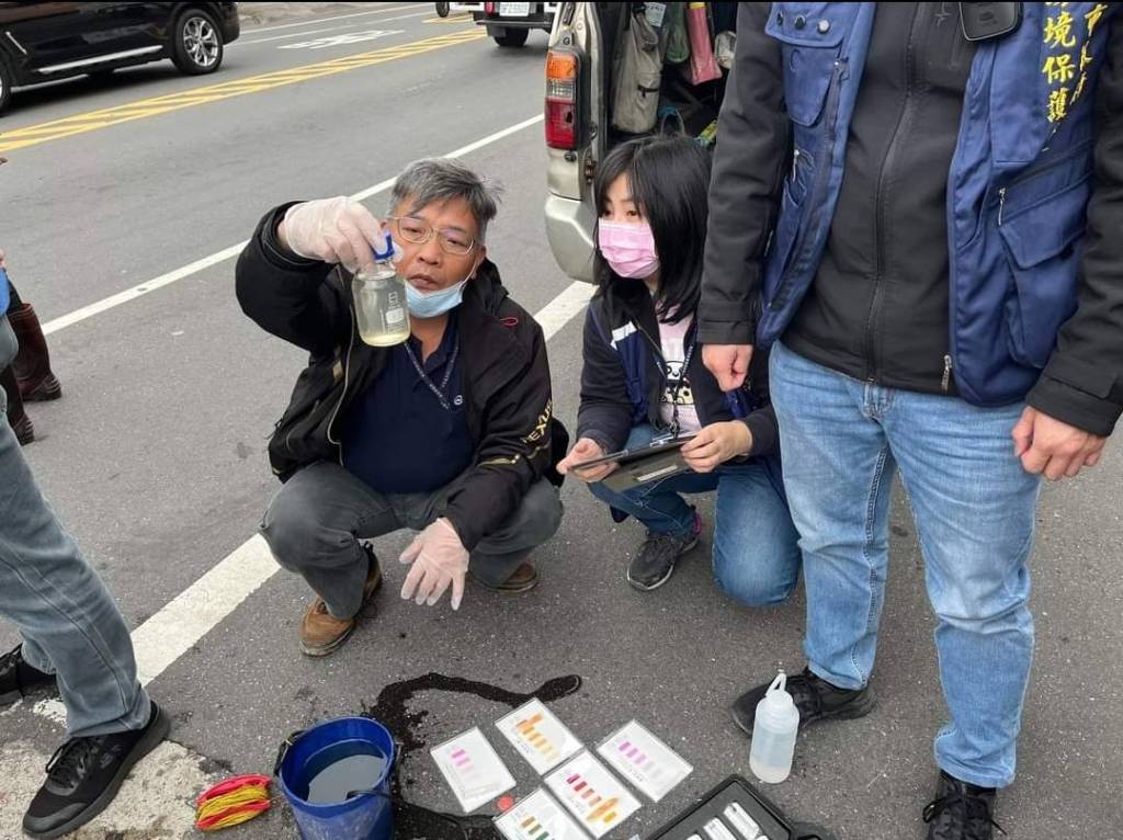 新莊河道濃厚異味 急尋污染源