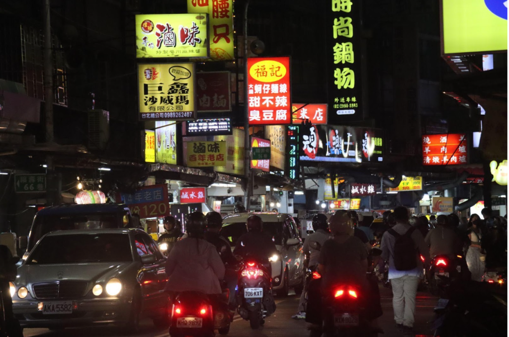 【圖輯】福壽街夜市 交通亂象