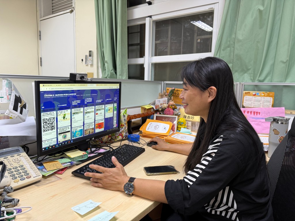 小學生一手寫稿培養媒體力