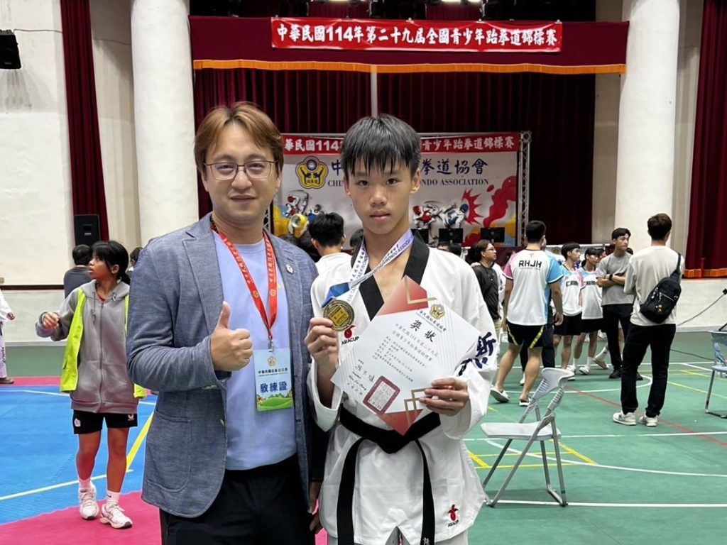 林棋嶸全國跆拳道賽奪金