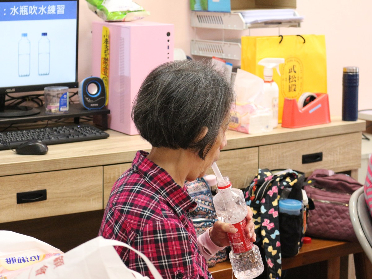 新莊「健聲房」陪長者找回聲音